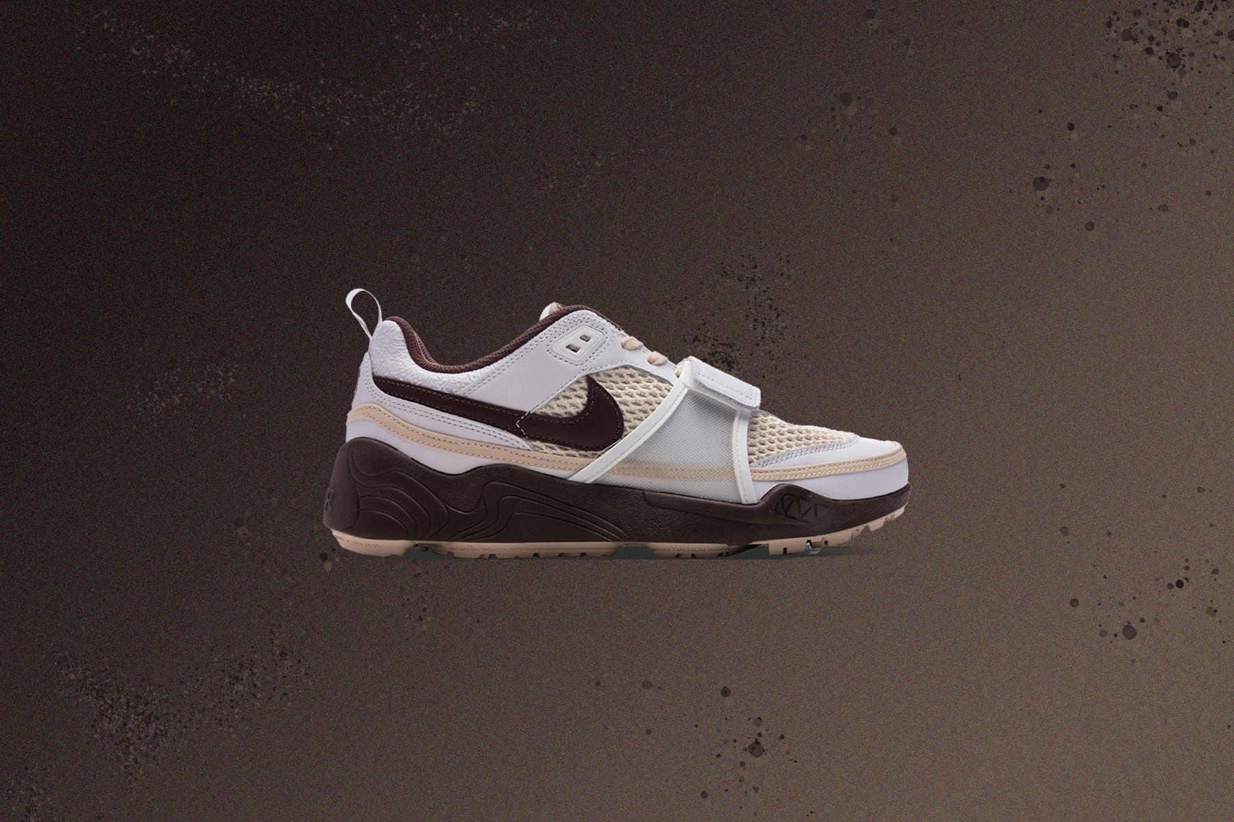 Nike x Travis Scott Zoom Field Jaxx - White/Light Chocolate/White