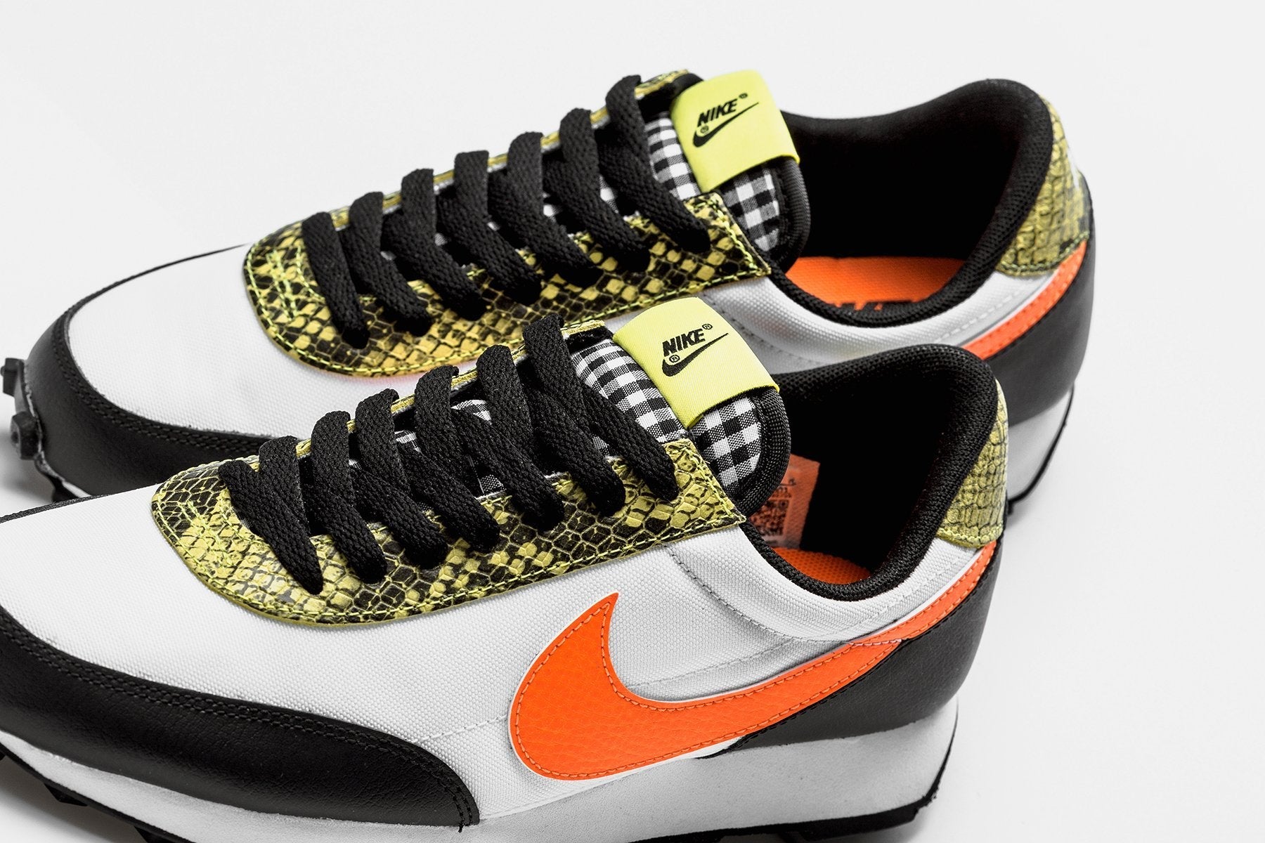 Women's Daybreak QS - Black/Total Orange/Dynamic Yellow