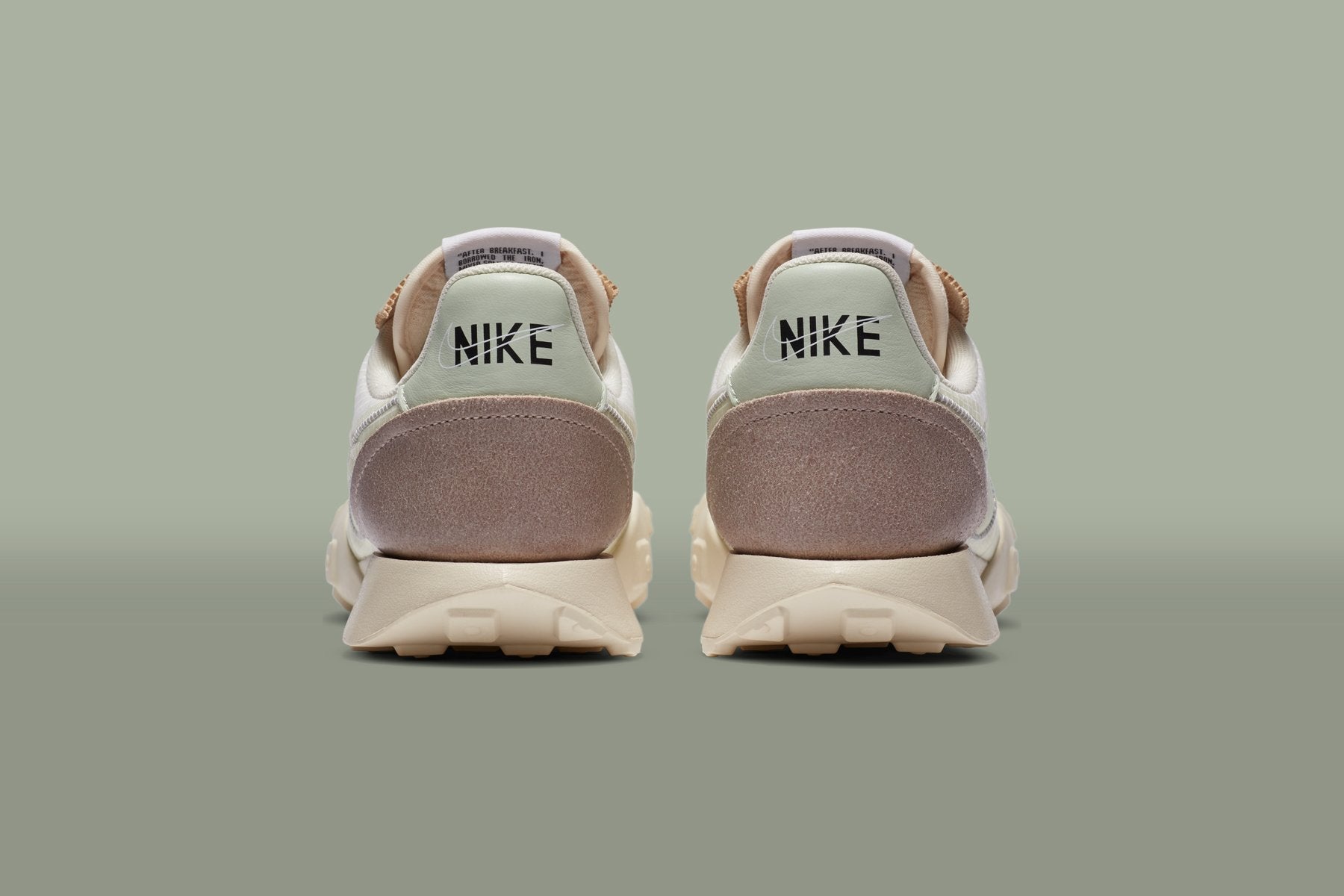 Women's Waffle Racer LX Series QS - Pale Ivory/Silver