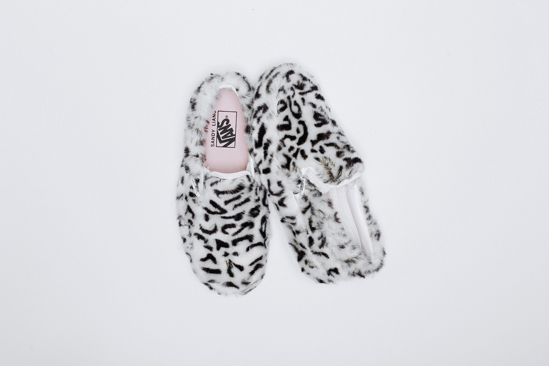 Vans x Sandy Liang Women's Classic Slip On Platform - Paws/True White